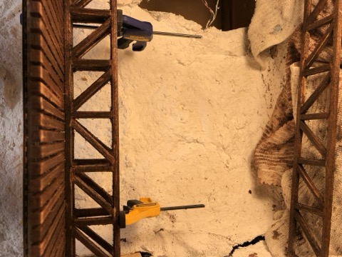 Twin Spans Plaster Gorge Clamped