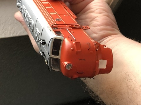 F7 In Hand Fan Row View
