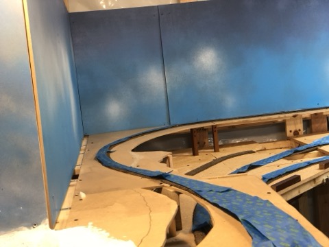 Backdrop Corner Seam Subroadbed