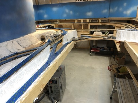 Truss Bridge Tunnel Plaster Layout Wide
