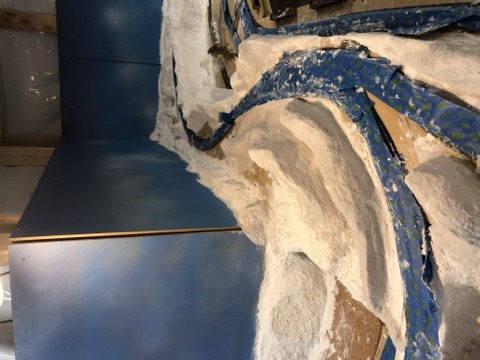 Plaster Riverbed Gorge Blue Backdrop
