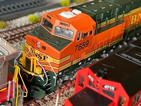 BNSF 7659 ES44DC Closeup CN 4715
