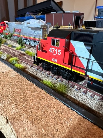 CN 4715 BNSF Warbonnet Scene