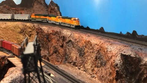 BNSF Lashup Coal Canyon Scenery
