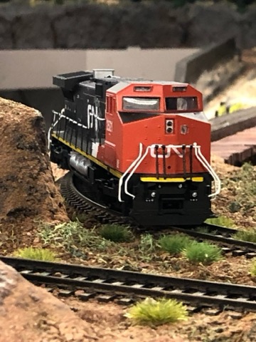 CN 2521 Es44 Rock Cut Curve