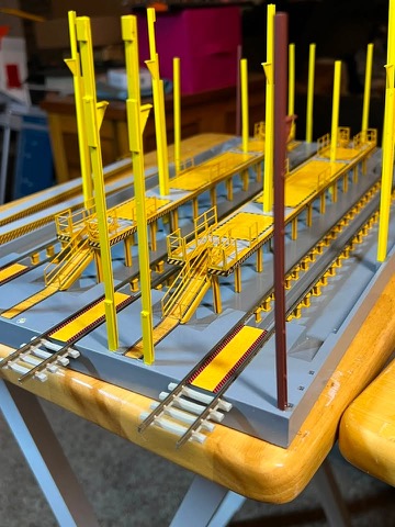 Assembled Base Columns Tray Table