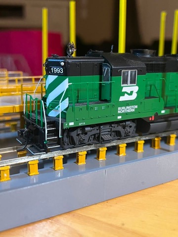 BN 1993 GP18 Profile Pit Track