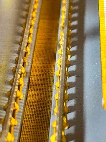 Pit Rail Yellow Supports Macro