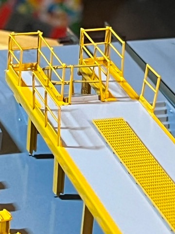 Platform Railings Mesh Tread